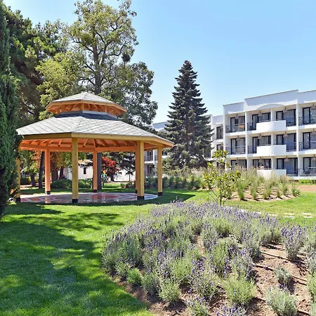 Хотел Ihotel 4*