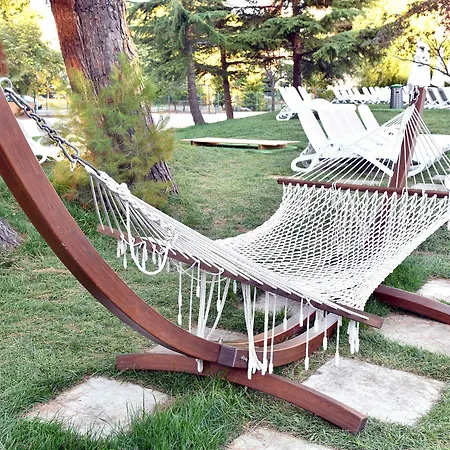 Хотел Ihotel 4*