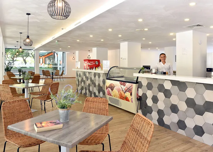 Szálloda Ihotel Sunny Napospart