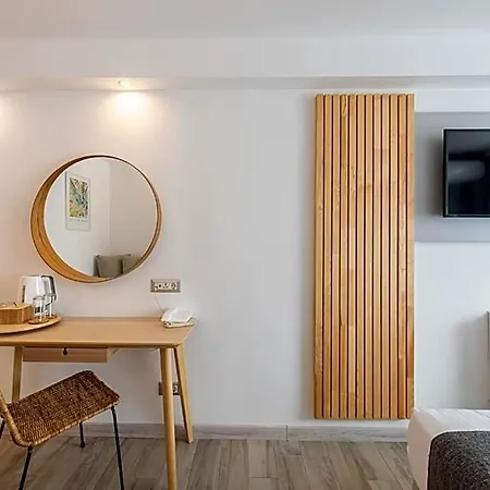 Ihotel Sunny Хотел