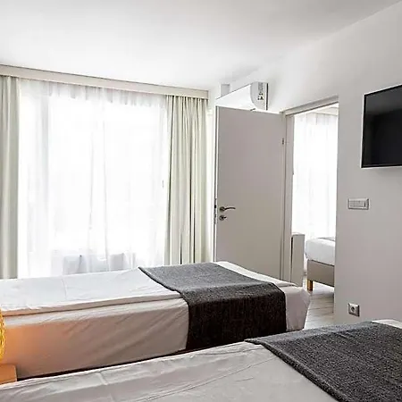 Хотел Ihotel Sunny 4*
