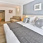 Hotel Ihotel Sunny 4*