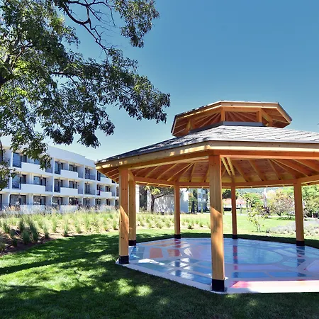 Ihotel Sunny 4*